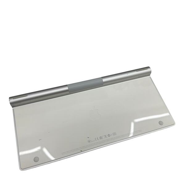 Apple Wireless Keyboard A1314 Bluetooth Silver/White – Tested Working - Picture 3 of 7